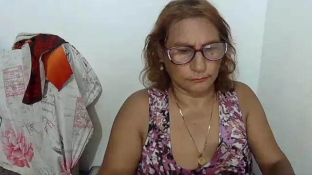 Chatroom XXX en direct de charrysexy1