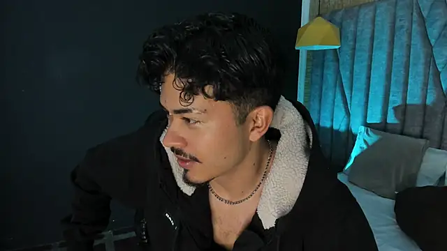 NicolaiKarav Pertunjukan Webcam