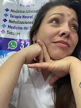 SARA_21- Chat XXX live