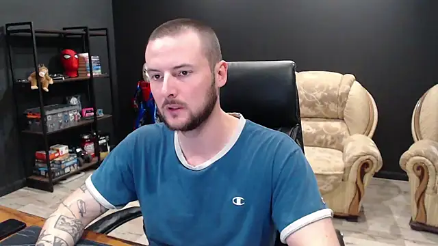 MihasikDのライブXXXチャット