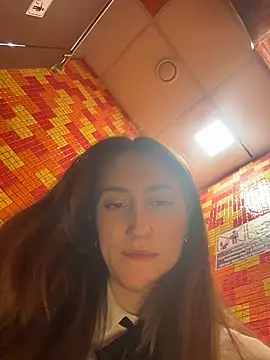 Tiny_Anny Chat XXX in diretta