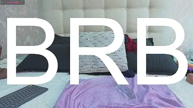 Chatroom XXX en direct de _sharlotte777