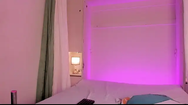 TessaLowe Live XXX-chat