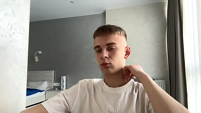 SoloFury Live XXX Chat