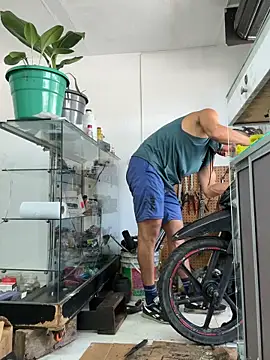 Paul22cm- Live XXX-chat