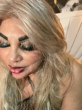 Chatroom XXX en direct de scarlett_sexx69