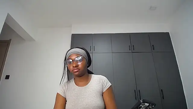 Онлайн чат XXX Pretty_Liya08