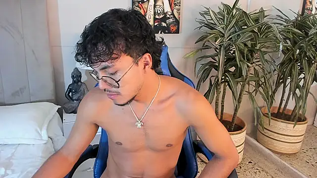 kai_storn 在線直播表演