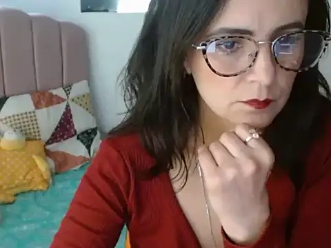 Chat +18 de Juliana__lx ao vivo
