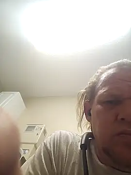 yourMasterisBored webkamerás műsora