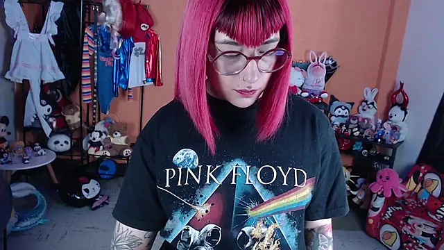 Онлайн чат XXX MissMiia2