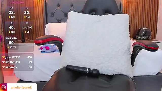 AMELIELEONE Adlı Modelin Canlı XXX Sohbeti