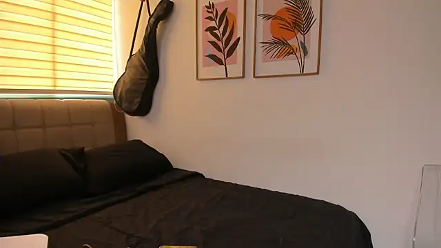 دردشة Bloom_Noor الجنسية المباشرة