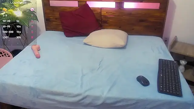 دردشة Yeseniaa25_ الجنسية المباشرة