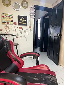 Chat XXX ao vivo de Liamiler01_