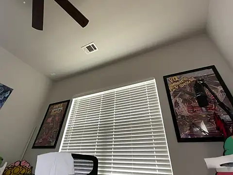 4EVAGLACIERS Live XXX-chat