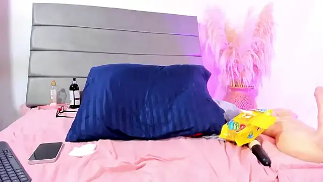 Julieta_Coopeer_のライブXXXチャット