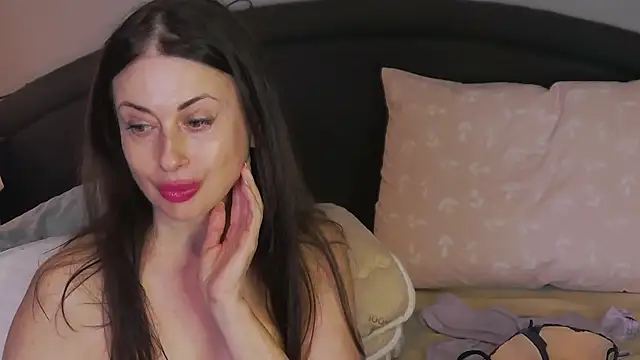 Онлайн чат XXX Mia_Lovi