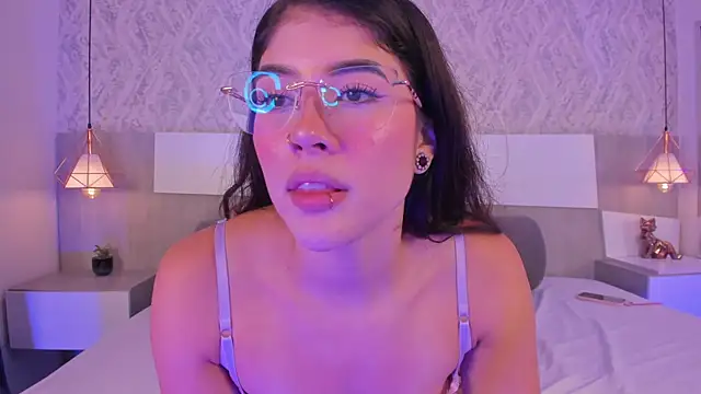 Vittoria__rossi: онлайн-секс-чат