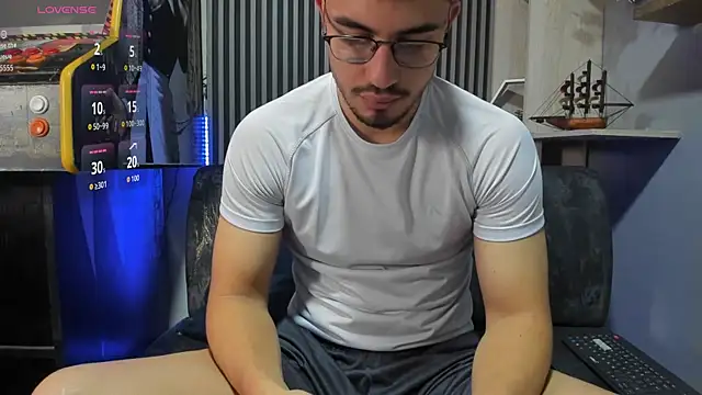 chris_gold_ Chat XXX in diretta