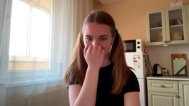 Chat +18 de doana_bebriti ao vivo