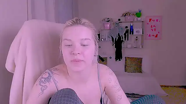 Hot_Blonda's Live XXX Chat