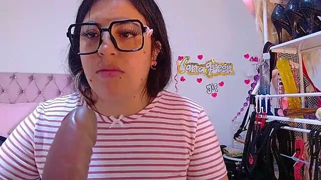 Chatroom XXX en direct de lanaqueen699