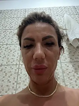 Chat XXX ao vivo de LoreennAny