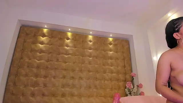 Chat +18 de ariana_morelly ao vivo