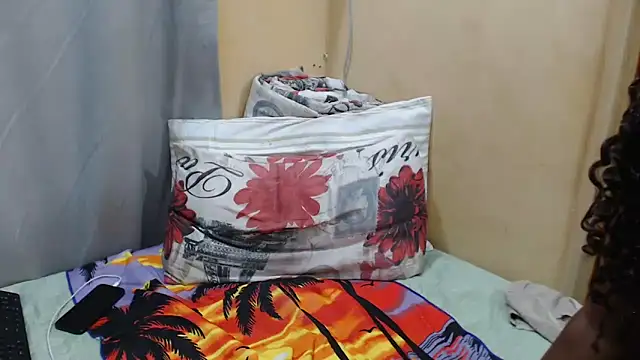 DarkBeautyX's Live XXX Chat