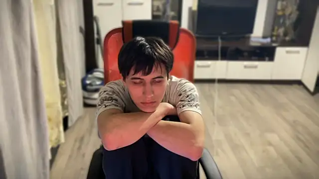 Show modela vialeras1 na web-kameri