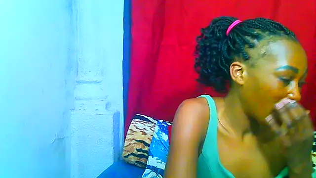 freaky_naughty Chat XXX in diretta