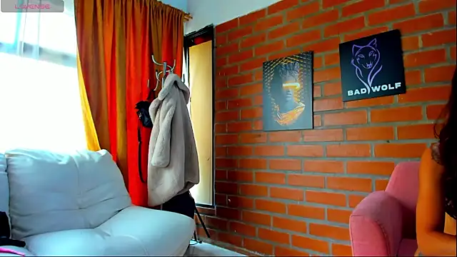 Badwolf818_ Obrolan Langsung XXX