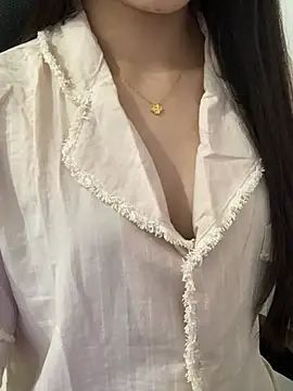 Balle21 Adlı Modelin Canlı XXX Sohbeti