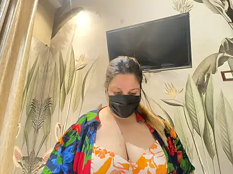 Show de webcam de kavyasingh36