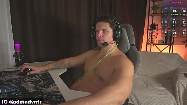 Rus_adventure7's Webcam Show