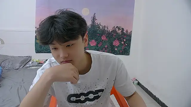 icecream-002 Adlı Modelin Canlı XXX Sohbeti