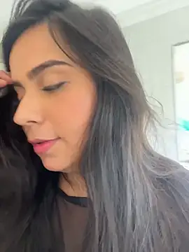 Chat +18 de HellenaTinoco ao vivo