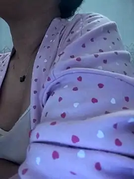 lolo890 Adlı Modelin Canlı XXX Sohbeti