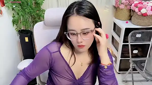 NEWONETOのライブXXXチャット