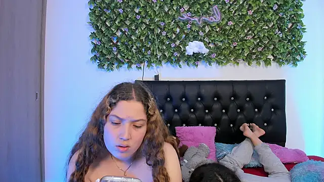 valeria_and_zoe 웹캠 쇼