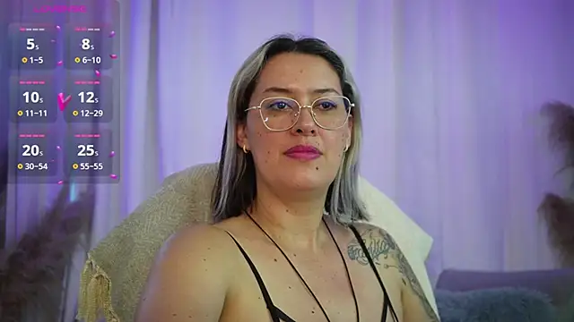 isaibanez 라이브 XXX 채팅