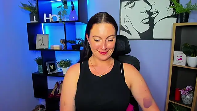 FUN_AMI's Live XXX Chat