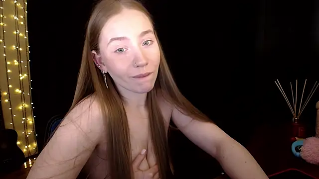 SindiWatsoon's Live XXX Chat