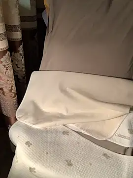 Lydia-a – Live XXX-chat