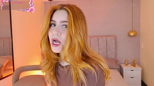 Czat XXX na żywo – april_rousse