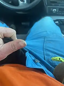 mikimakim: διαδικτυακό σόου στην κάμερα