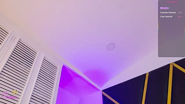 Chat +18 de EmmaaCastro ao vivo