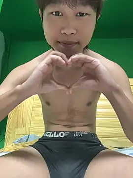 xiaohuangren01 Webcam show