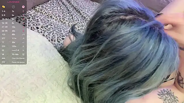 Emmibrilson Show in webcam